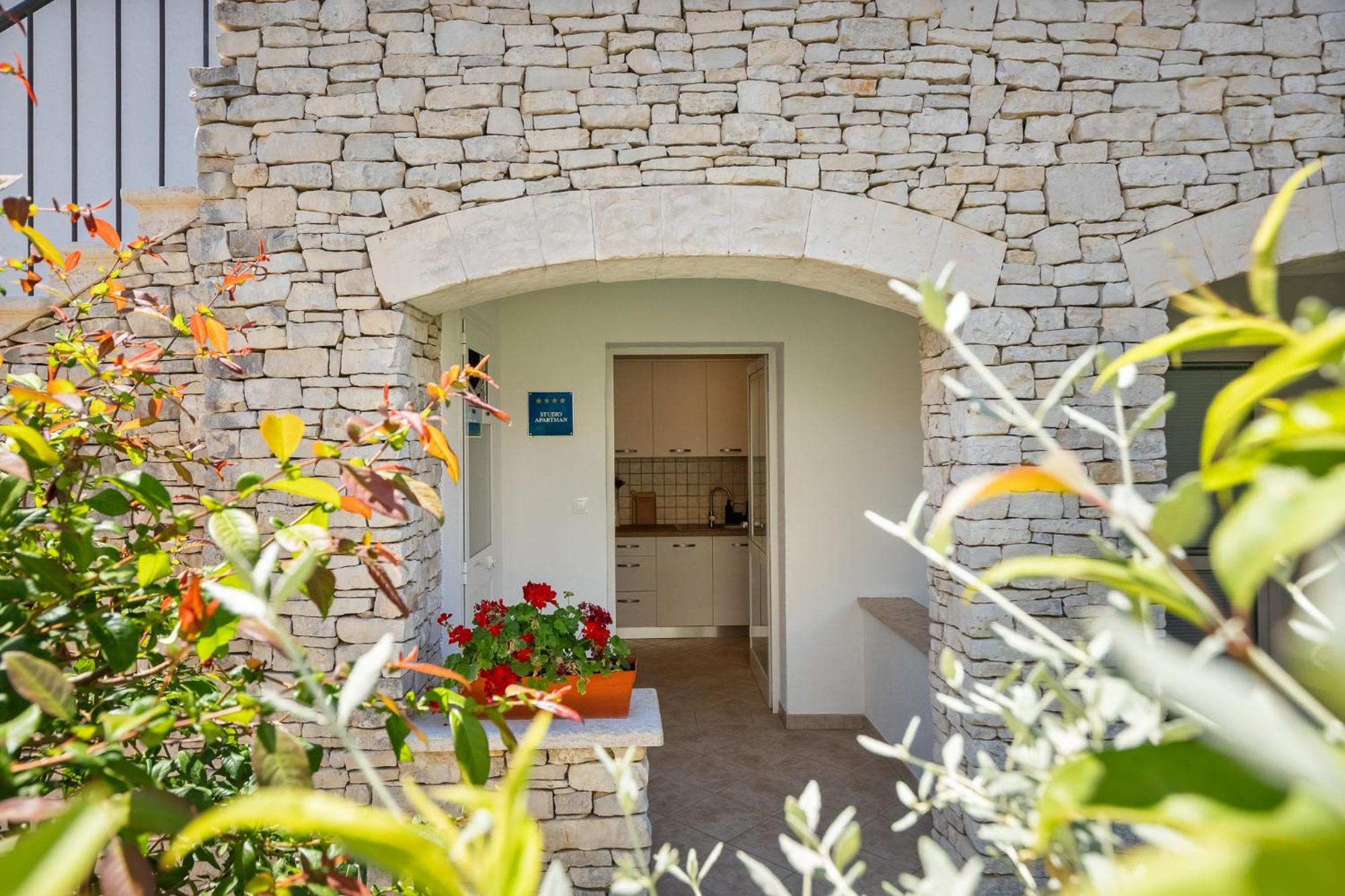 Maras Premium Apartments Poreč Exterior foto
